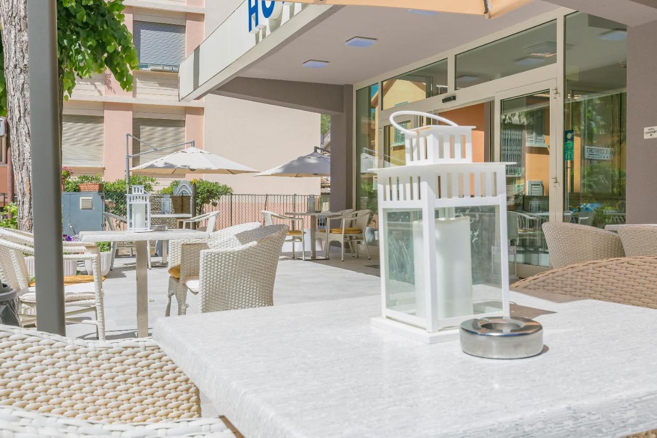 Hotel Confort Rimini Dış mekan fotoğraf