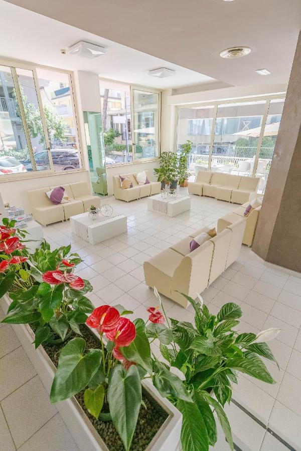 Hotel Confort Rimini Dış mekan fotoğraf