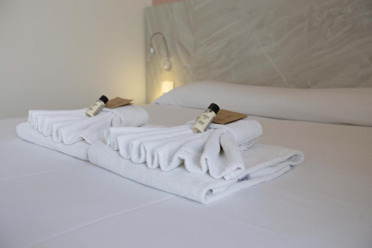 Hotel Confort Rimini Dış mekan fotoğraf