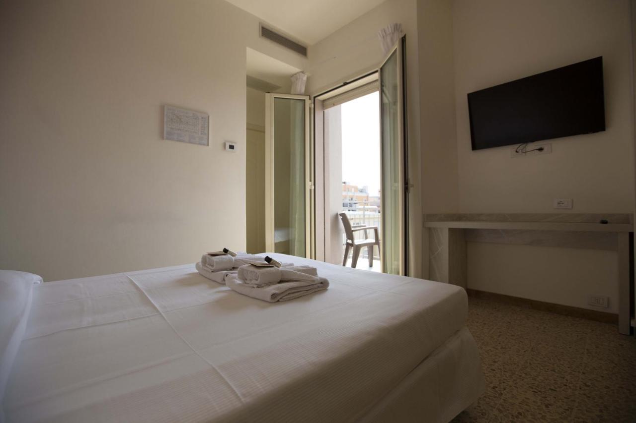 Hotel Confort Rimini Dış mekan fotoğraf
